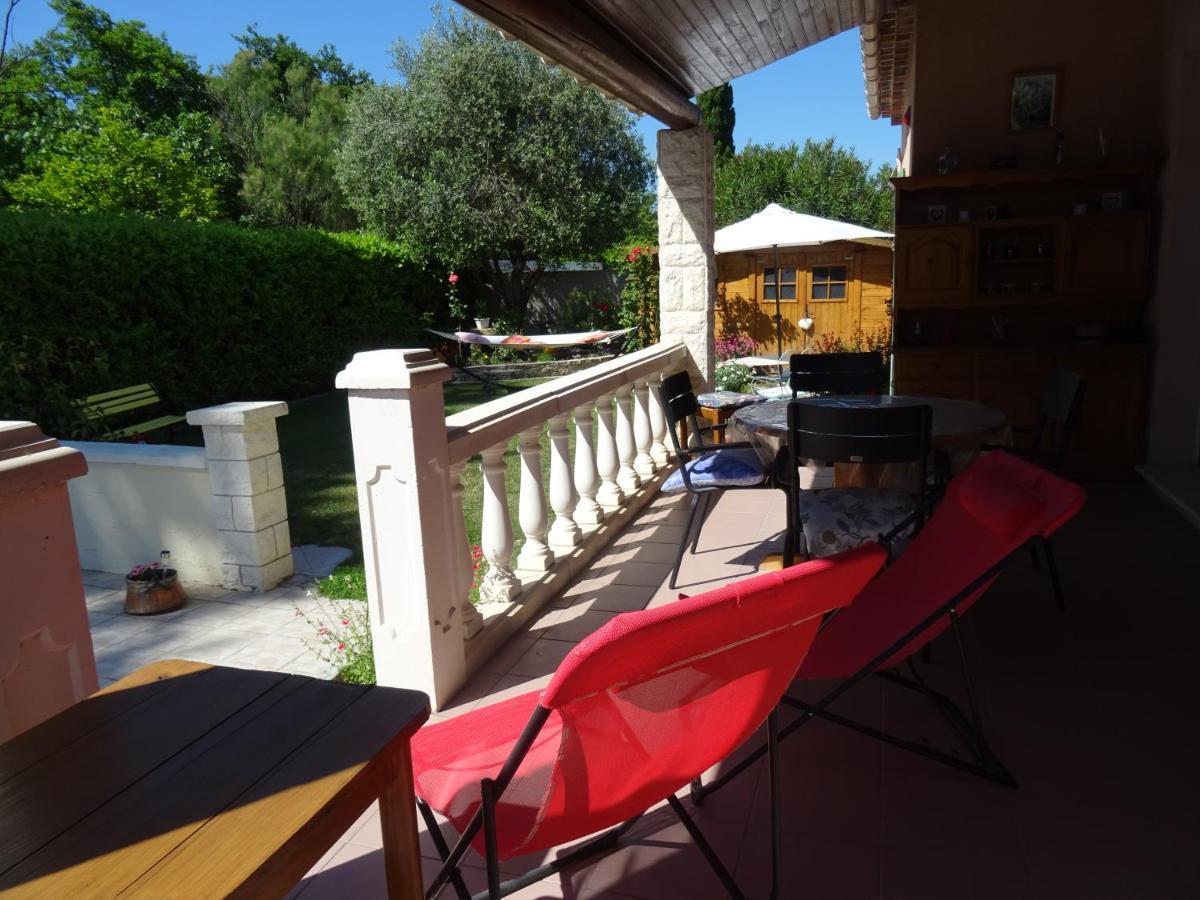 Chez Carole Et Roger Apartment Avignon Ngoại thất bức ảnh